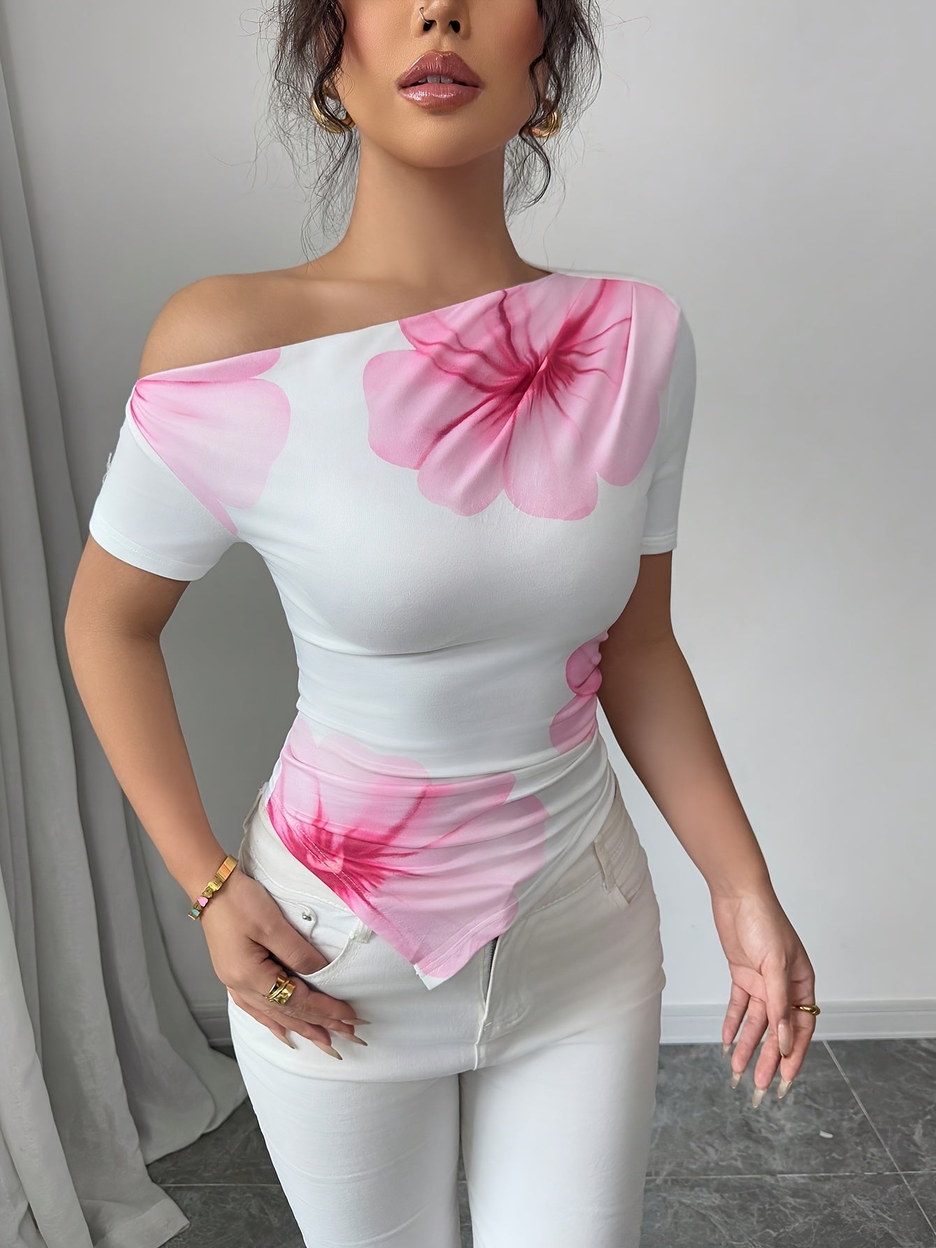 'BLOSSIMA' ONE-SHOULDER FLORAL RUCHED TOP
