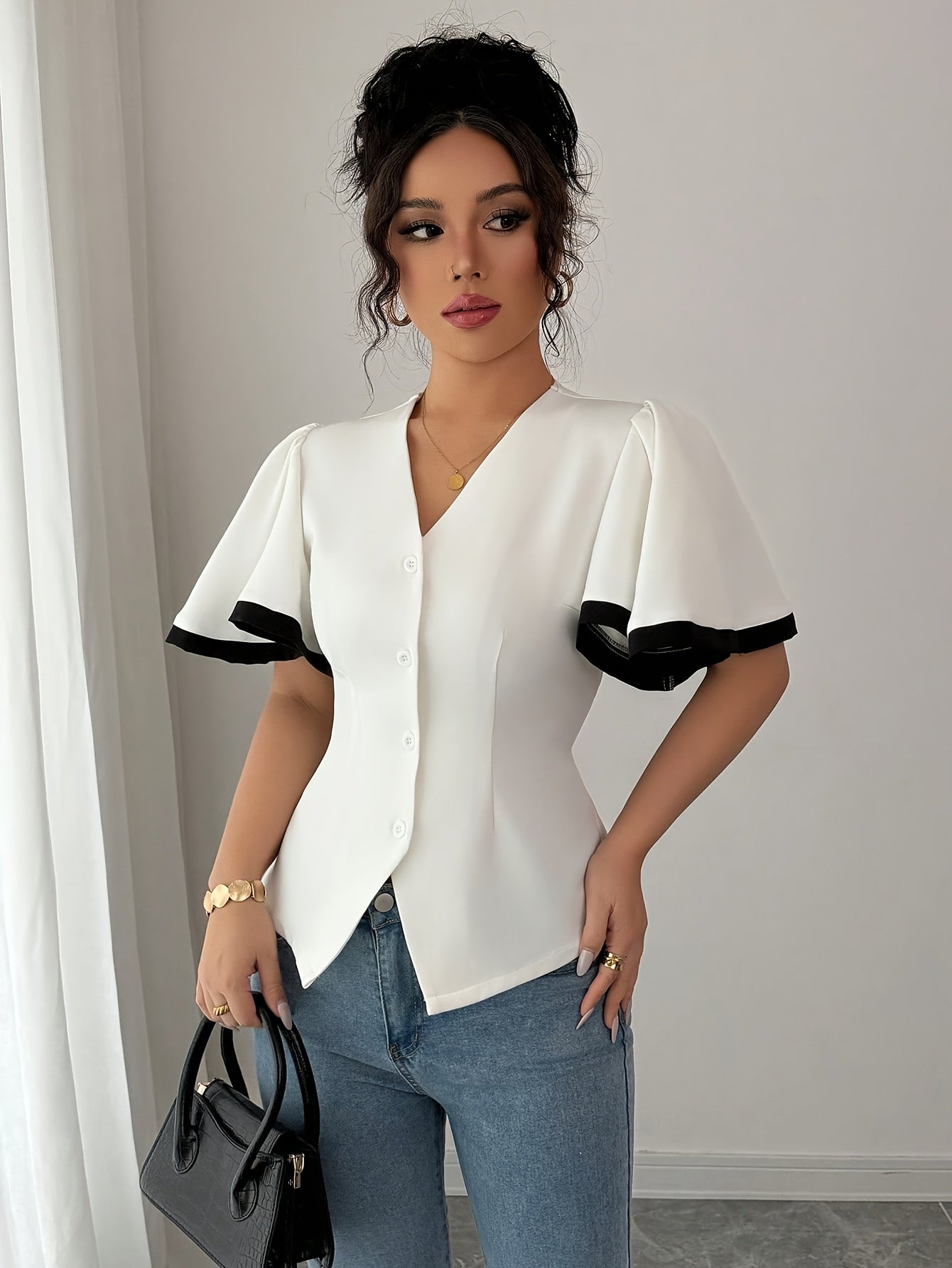 'MONARISE' SCULPTED FLUTTER-SLEEVE BLOUSE